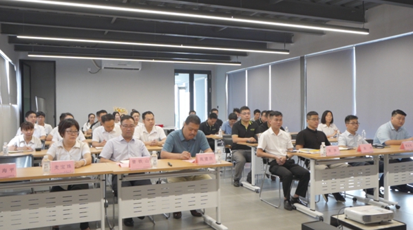 意博门窗管理人员任命暨下半年工作部署会成功召开