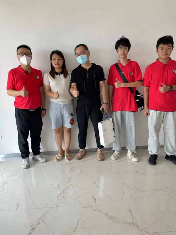 探索拎包入住新模式,邦元名匠常平旗舰店签单不断,再攀高峰! 探索拎包入住新模式,邦元名匠常平旗舰店签单不断,再攀高峰!