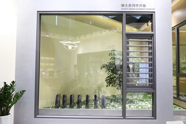 中国建博会（广州）|帝奥斯门窗释放强大势能