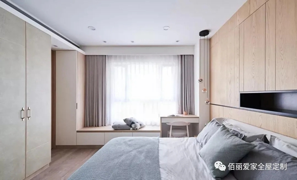 佰丽爱家全屋定制|小小梳妆台，如何设计才能实用又美观？