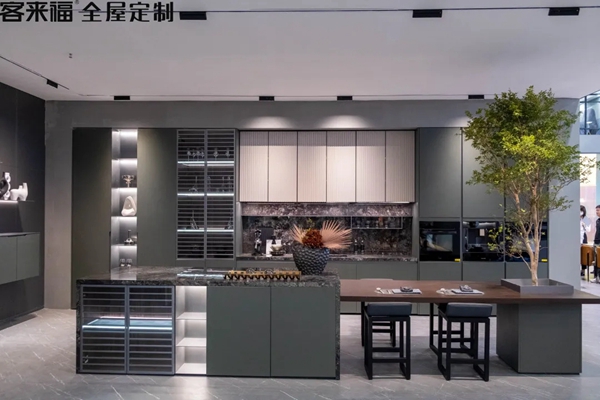 客来福全屋定制闪耀广州建博展，用实力和魅力征服全场！