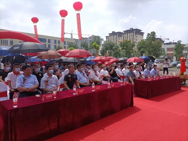 金牌亚洲瓷砖千方大店盛大开业，惊艳山东临沂！