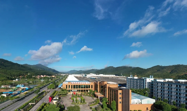 顺成陶瓷集团获首批“绿色建材产品认证”三星级荣誉