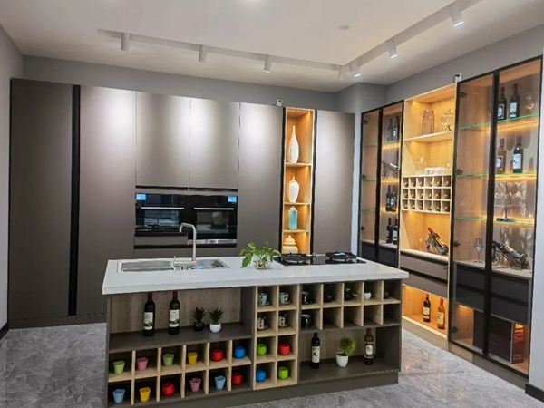 百思达旺家装饰建材城--整装大家居下的卡贝伯爵品牌旗舰店