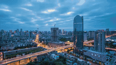 科派木门：喧嚣的城市生活 你急需一款这样的木门