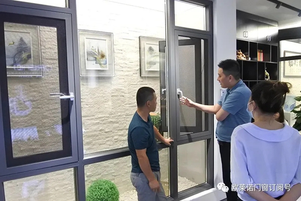 欧莱诺门窗走访经销商客户，用真诚赢得客户！