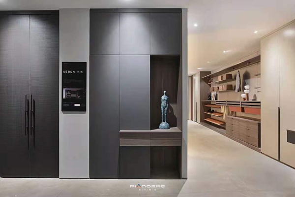 皮阿诺收纳橱柜/全屋定制|1m²玄关设计出10m²空间，小空间也能拥有超级收纳！