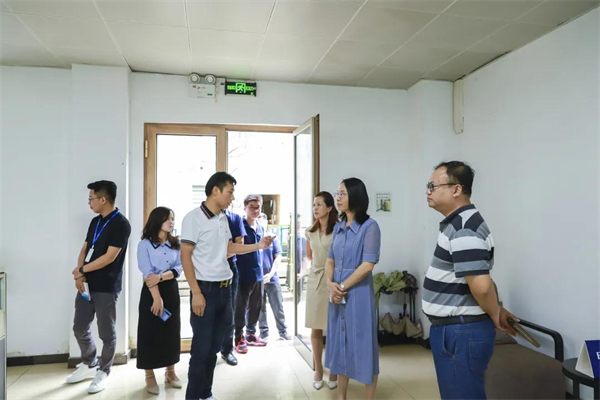 亿合门窗丨欢迎狮山镇总工会领导一行莅临参观指导