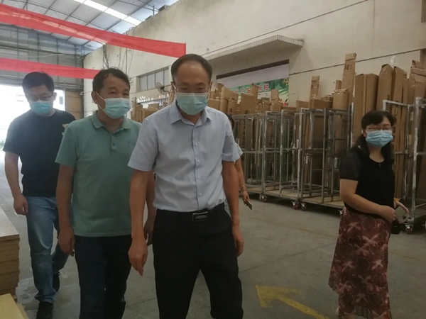家由莱全屋定制|巴南区区委常委一行莅临指导工作 家由莱全屋定制|巴南区区委常委一行莅临指导工作