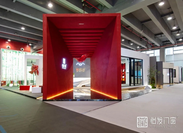 怡发门窗：2021年最流行的还是这一抹红