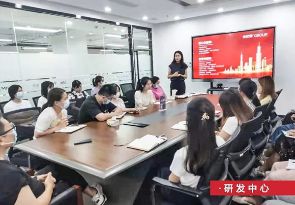 诗尼曼门窗让企业文化在身边生根发芽!