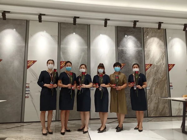 客户点赞真诚服务，马可波罗陶瓷感恩服务月获好评