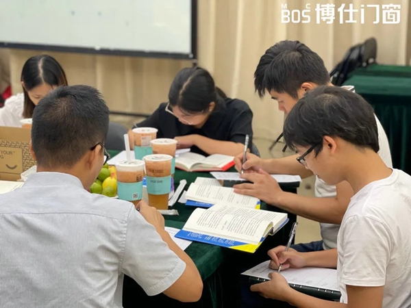 博仕门窗|开展趣味活动，演绎精彩人生