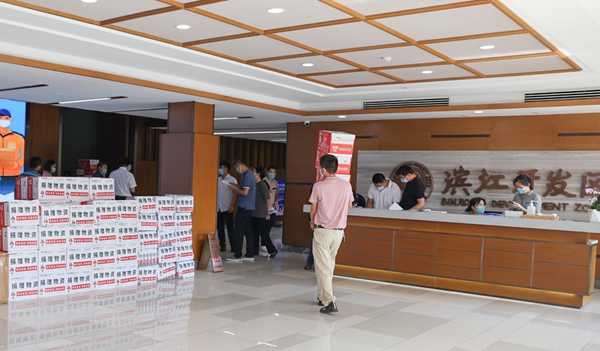 山鸣谷应 共克时艰 | 东方邦太整体家居向一线防疫工作者捐赠防疫物资 山鸣谷应 共克时艰 | 东方邦太整体家居向一线防疫工作者捐赠防疫物资