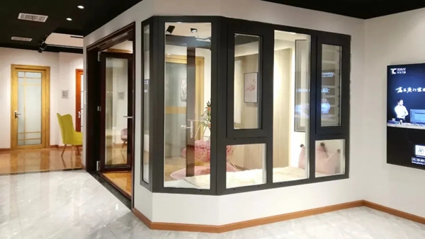 今天门窗|7点建议，让你构筑放心飘窗