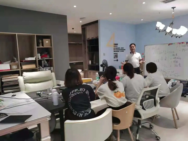 丽维家全屋定制拎包项目资讯，不容错过！