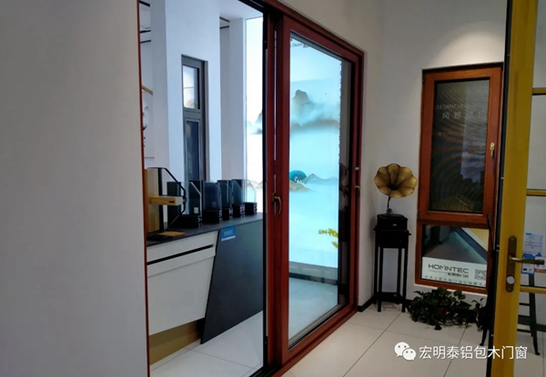 宏明泰门窗旗舰店重装升级，奢华亮相安徽六安红星美凯龙！