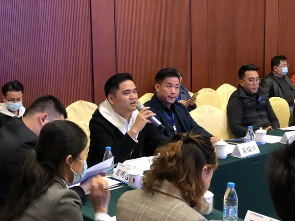 agio咖咖时光荣获“中国阳台高端定制领军品牌”及“中国高端定制金牌供应商”称号 agio咖咖时光荣获“中国阳台高端定制领军品牌”及“中国高端定制金牌供应商”称号