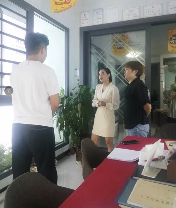 罗斯顿智能门窗一对一终端帮扶 助力终端门店发展
