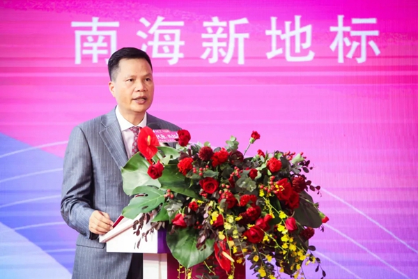 伟昌铝材门窗：南海新添一超甲级写字楼，世界500强领头入驻华昌中心！