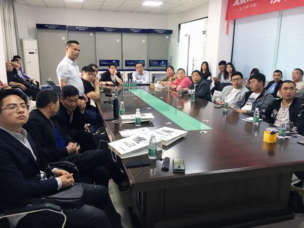 奥荣电器 | 河南经销商返厂考察活动顺利举行