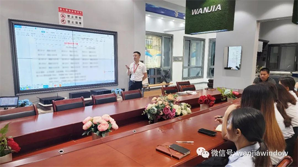 万加门窗启动“国庆PK”专项行动