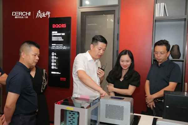 匠心质造|新浪家居“质造行”走进德技优品门窗