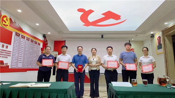 威尔斯陶瓷为何能进入“一带一路”工程？普洱张绍彬把专卖店变成了红色军创园