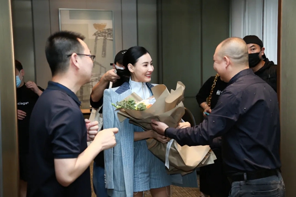 米兰壁纸·墙布·窗帘携手张柏芝,共同见证品牌形象焕新升级