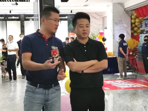 金牌亚洲瓷砖再添活力,库尔勒旗舰店盛大开业 金牌亚洲瓷砖再添活力,库尔勒旗舰店盛大开业