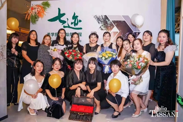 塔萨尼艺术涂料：入华“七迹”周年庆典浪漫演绎