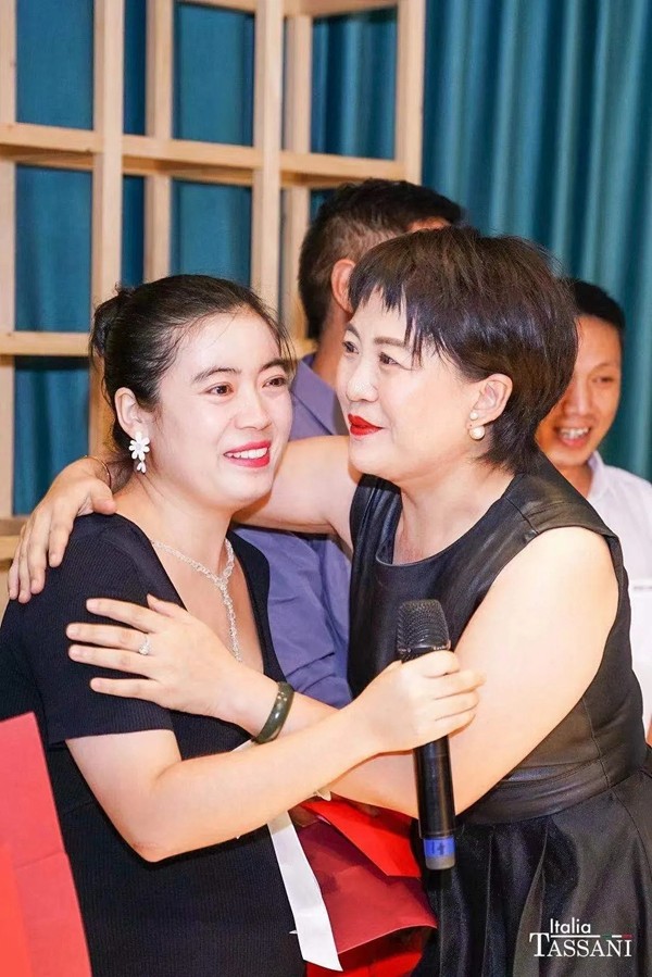 塔萨尼艺术涂料：入华“七迹”周年庆典浪漫演绎