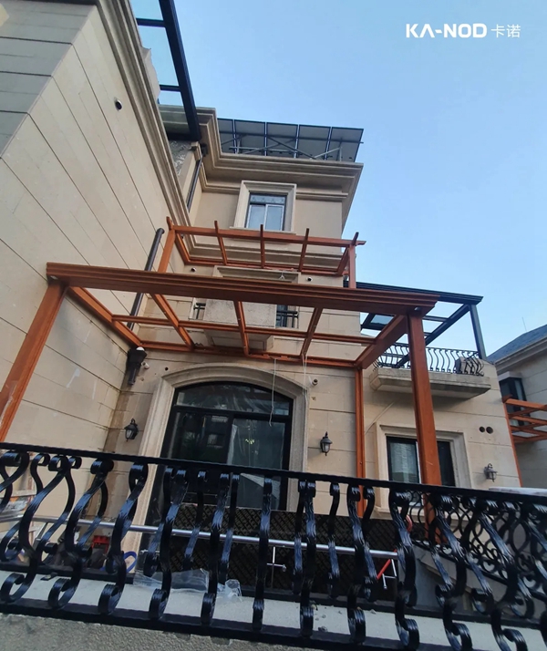 上海独栋别墅全屋门窗定制，超大面积阳光房，见证卡诺门窗不凡技艺！