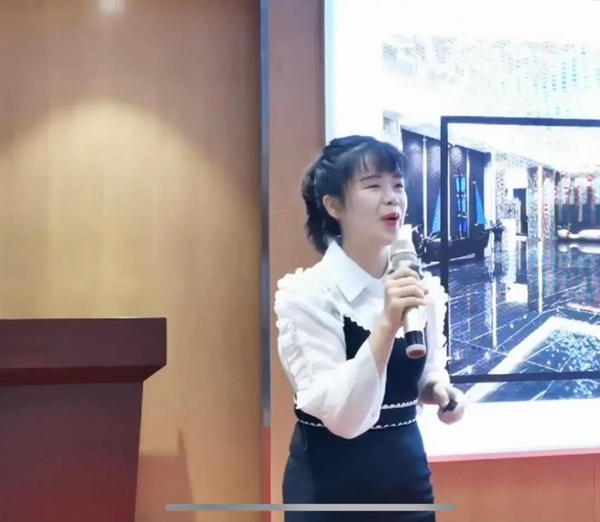 “朗于心·途共赢”朗途瓷砖2021年事业合伙人联动会昆明站，圆满收官！