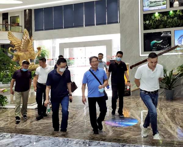 潍百集团莅临能强陶瓷总部参观考察
