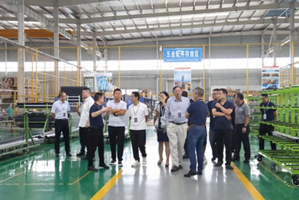 “大势已至，共享未来”千偌门窗工厂参观日圆满成功