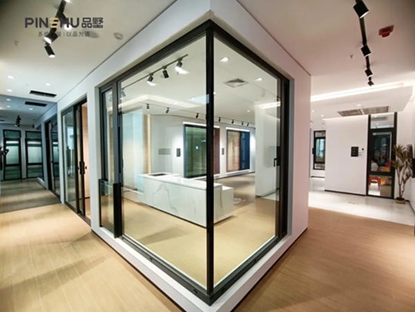天东门窗：品墅高端系统门窗4.0形象店正式开业！