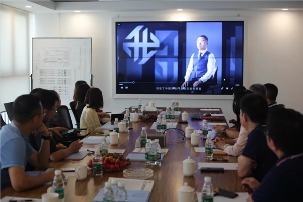 “2021中国门窗品质星势力榜”专家评审团走进千偌门窗