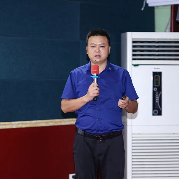 打牢坚实地基，利出一孔打胜仗丨罗马贵族门窗2021百日誓师大会圆满落幕！