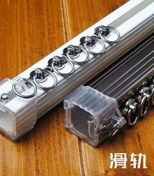 伊莎莱|该如何选择？窗帘盒好还是罗马杆好？