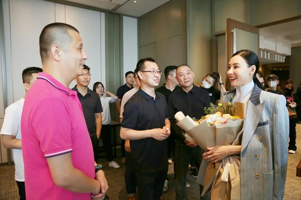 米兰壁纸·墙布·窗帘携手张柏芝,共同见证品牌形象焕新升级 米兰壁纸·墙布·窗帘携手张柏芝,共同见证品牌形象焕新升级