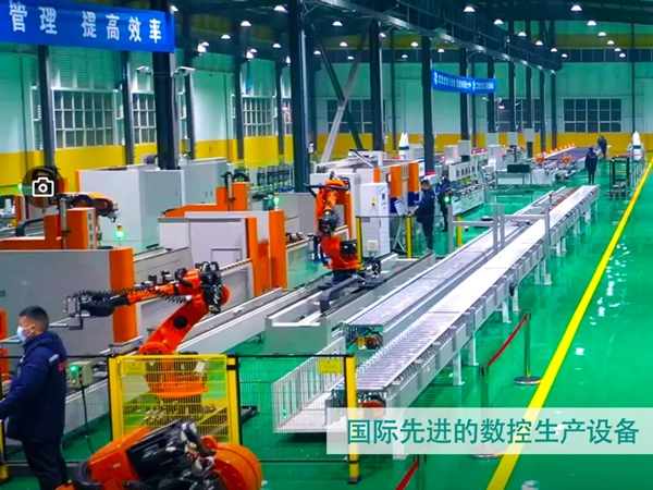 捷顺成隆门窗跑出“高铁速度”,开启广告霸屏模式 捷顺成隆门窗跑出“高铁速度”,开启广告霸屏模式
