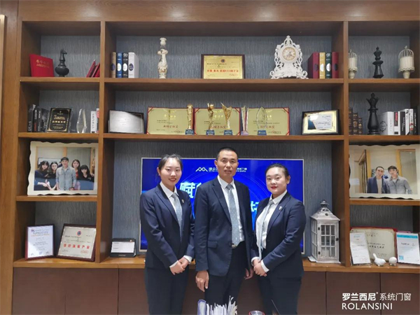 罗兰西尼系统门窗丨用心服务每一个客户 市场会给予回报