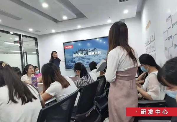 诗尼曼门窗开展企业文化学习活动 让企业文化在身边生根发芽