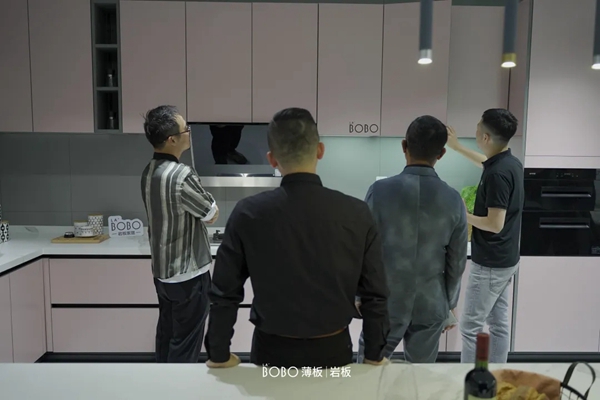 LA’BOBO岩板家居带你一一揭晓当下最流行的家居选材