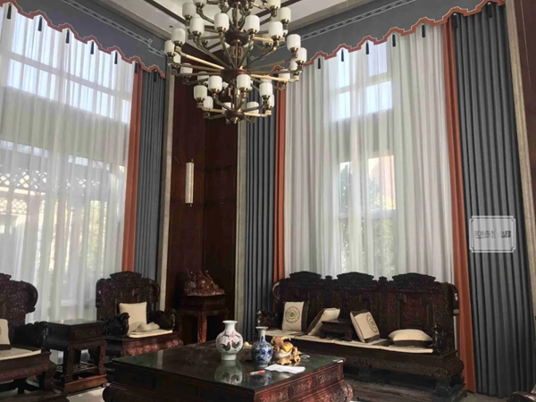 如鱼得水窗帘精品|别墅有高窗，一定要试试这样装窗帘