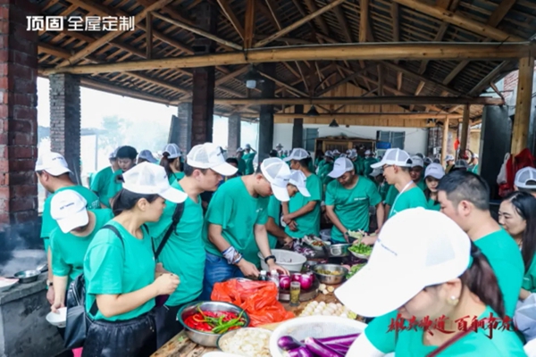顶固全屋定制色之旅暨亲亲季6誓师大会完美收官 顶固全屋定制色之旅暨亲亲季6誓师大会完美收官