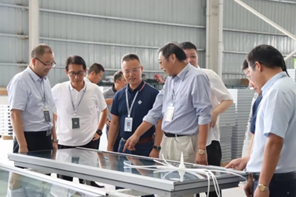 “大势已至，共享未来”千偌门窗工厂参观日圆满成功
