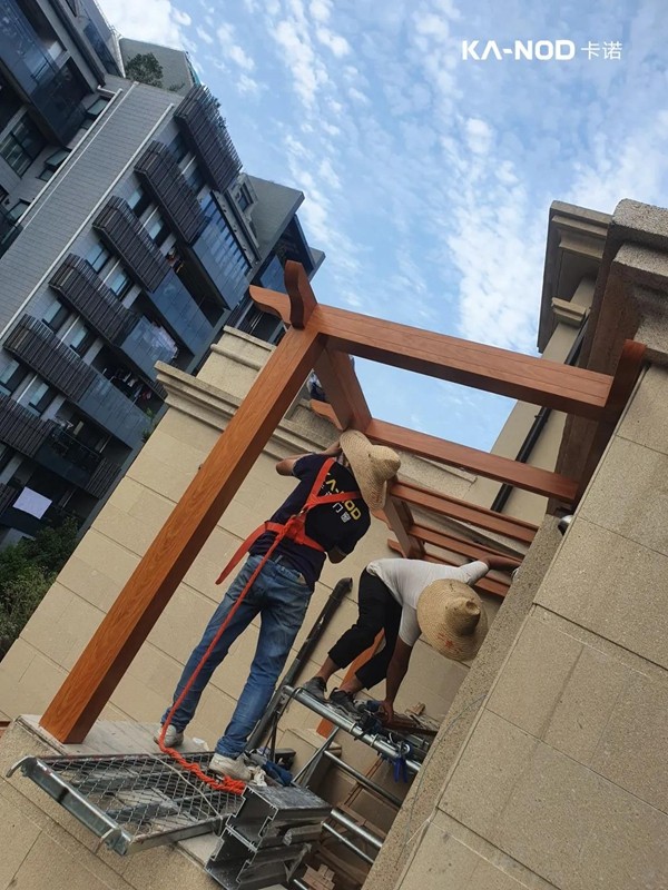 上海独栋别墅全屋门窗定制，超大面积阳光房，见证卡诺门窗不凡技艺！
