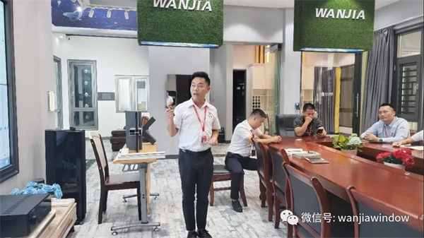 万加门窗启动“国庆PK”专项行动